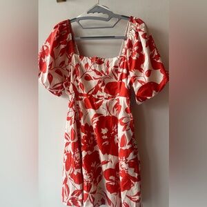 🆕 Greylyn, Red White Floral Smocked Mini Dress 16” P2P Size S | 1610